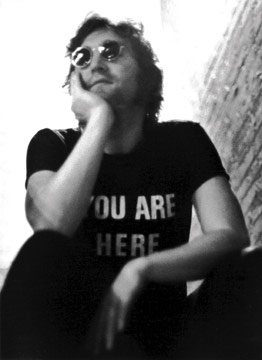 - John Lennon Fillmore East Photograph (16x20)
