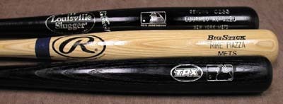 - Circa 2000 New York Mets Bat Collection with Piazza (12)