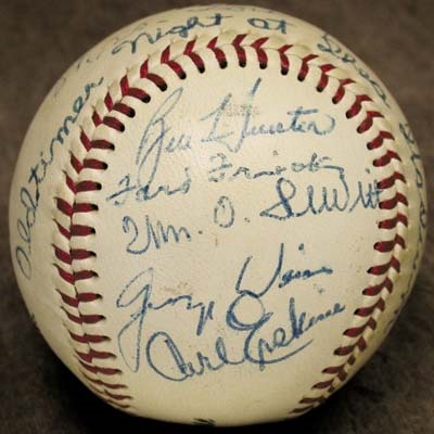 - 1968 Shea Stadium Old Timers' Game Signed Baseball