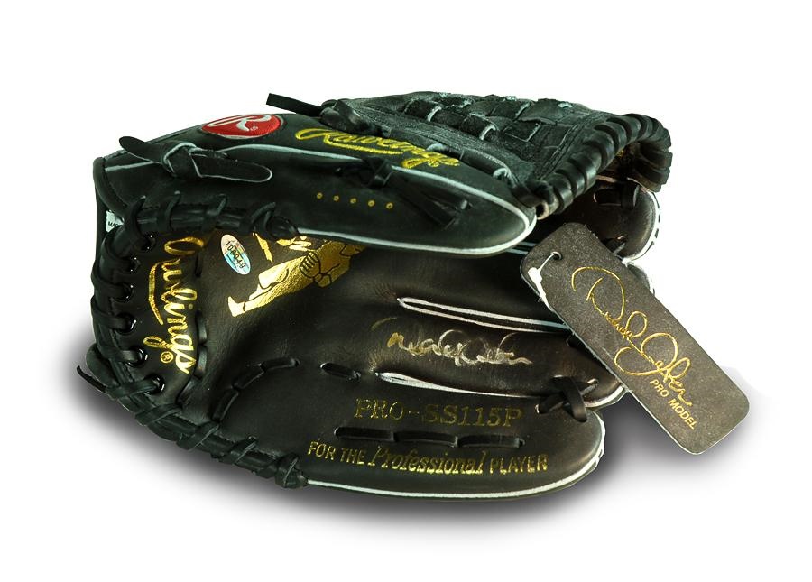 Baseball Autographs - Derek Jeter Autographed Pro Personal Model Glove