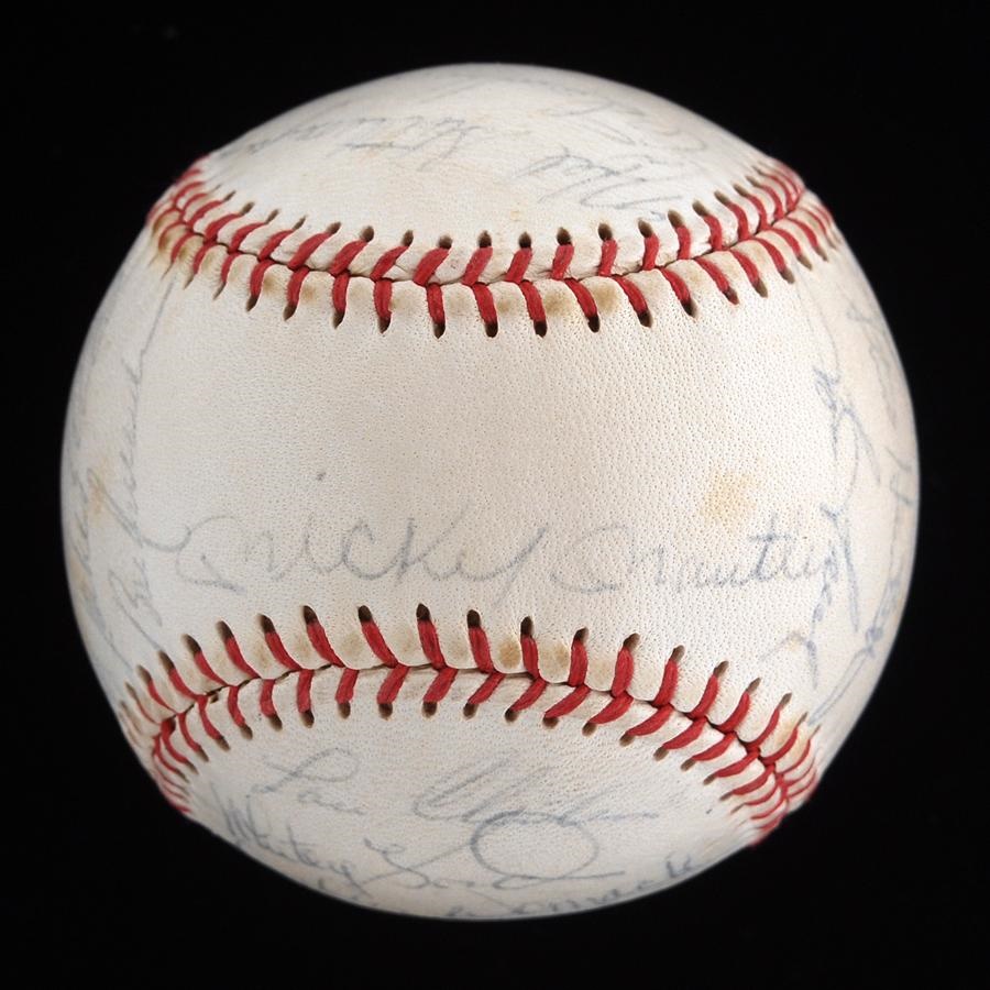 Baseball Autographs - 1965 and 1966 New York Yankees Team Signed Baseballs