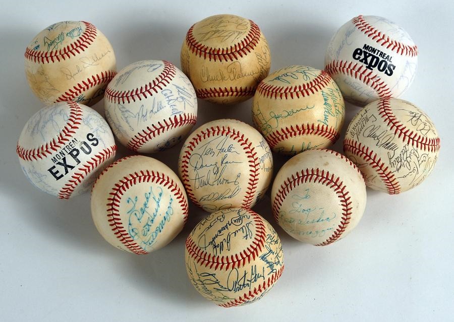 Baseball Autographs - 11 Signed Baseballs Including 2 Joe DiMaggio Single-Signed