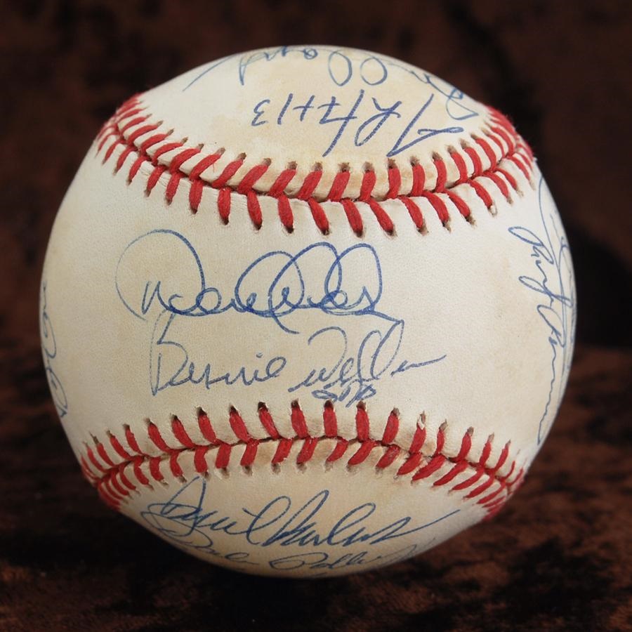 Baseball Autographs - 1996 New York Yankee World Series Champions Team Signed Baseball 21/300