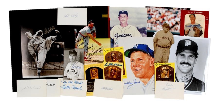 Baseball Autographs - Large Collection of Signed Baseball Photos, Plaques and Magazines