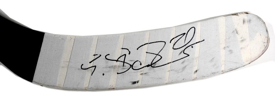 Game Used Hockey - 2009-10 Evgeni Malkin Signed Game Used Stick