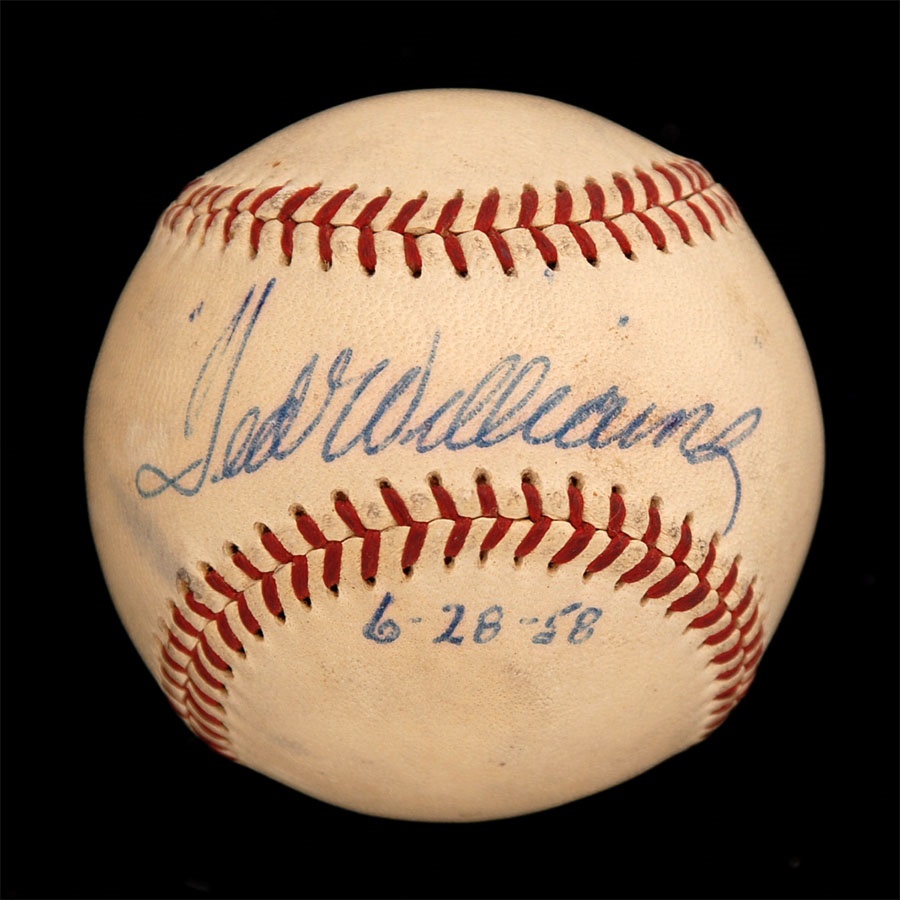 Baseball Autographs - 1958 Ted Williams Vintage Single Signed Baseball