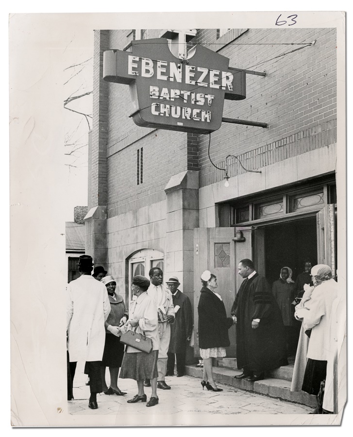 - 1964 Martin Luther King at Ebenezer Church Photograph