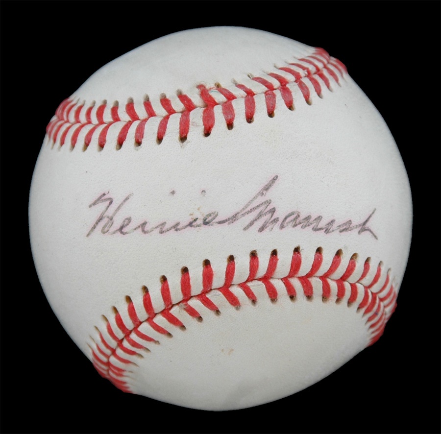 Baseball Autographs - Heinie Manush Single Signed Baseball