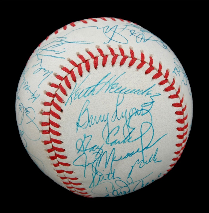Baseball Autographs - 1986 World Champion New York Mets Team Signed Baseball