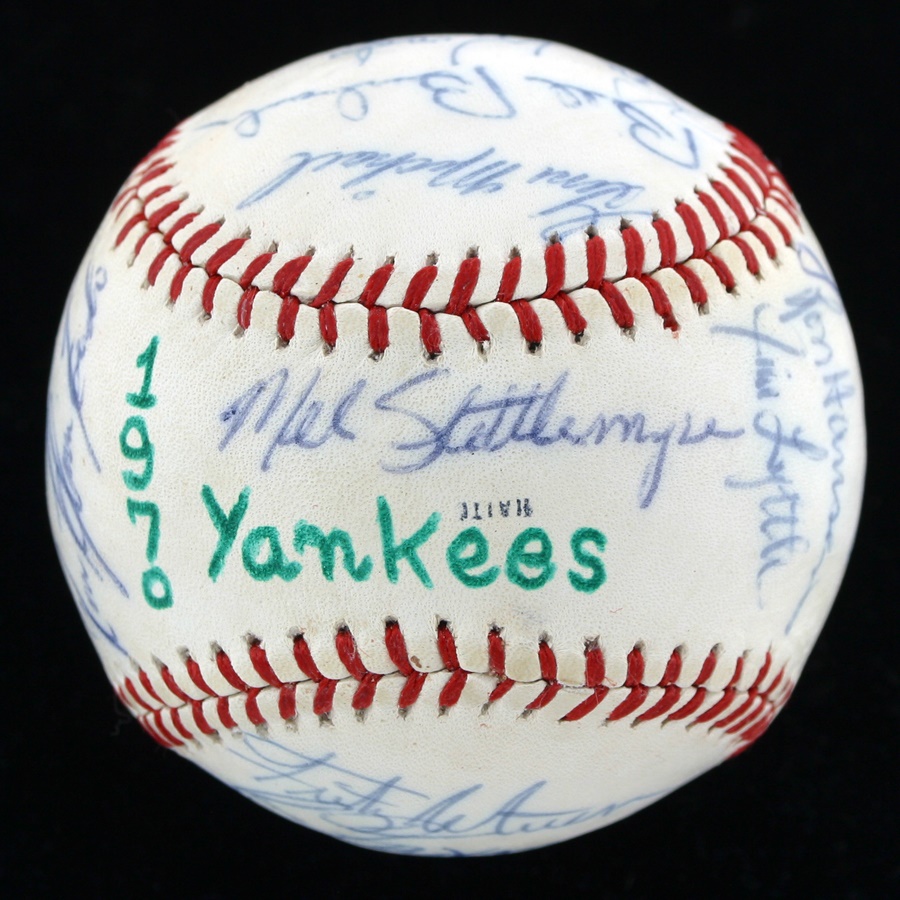 Baseball Autographs - 1970 New York Yankees Signed Baseball