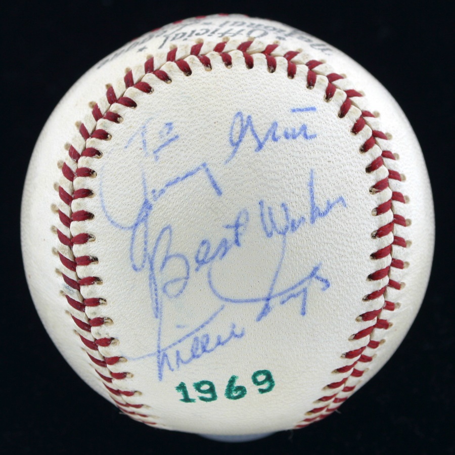 Baseball Autographs - 1969 Willie Mays Vintage Signed Baseball