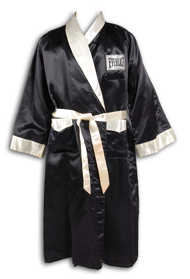 Muhammad Ali & Boxing - Muhammad Ali Signed and Dated Robe