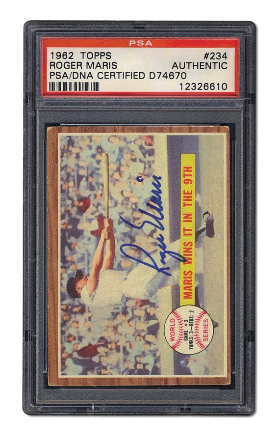- 1962 Roger Maris Signed Topps Card