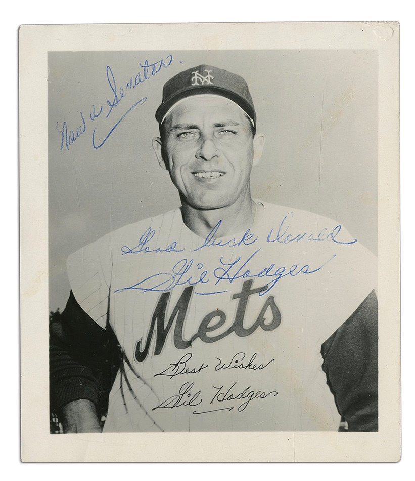 Baseball Autographs - Gil Hodge Lengthy Inscribed 4" x 5" Photograph