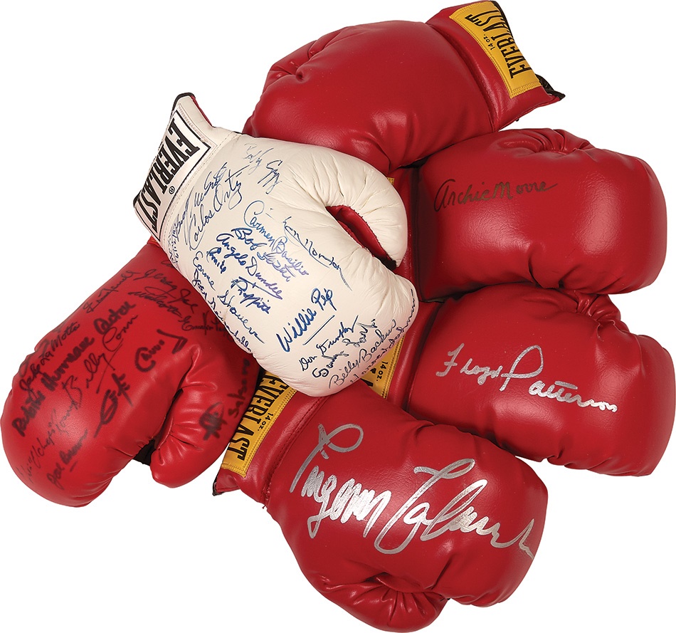 Muhammad Ali & Boxing - Boxing Hall of Famers Signed Gloves (5)