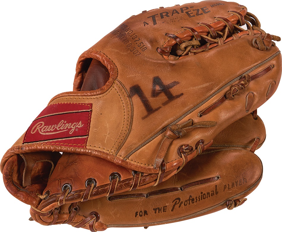 - Exemplary Ken Boyer Game Used Glove with provenance