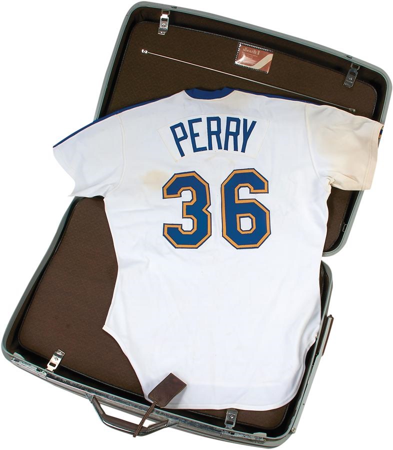 - 1982 Gaylord Perry Seattle Mariners Suitcase and Game Worn Jersey