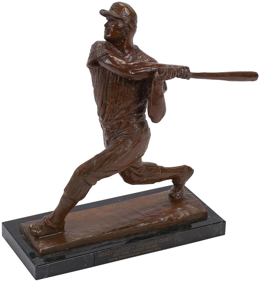 Mantle and Maris - Mickey Mantle "Commerce Comet" Bronze by Nick Calcagno (#18/298)