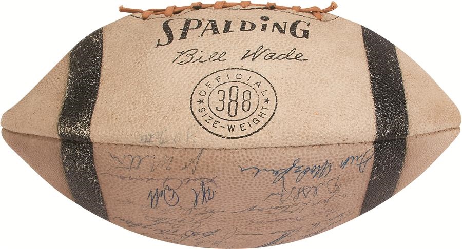 - 1963 New York Giants Team Signed Football - NFL Eastern Conference Champs (PSA/DNA)