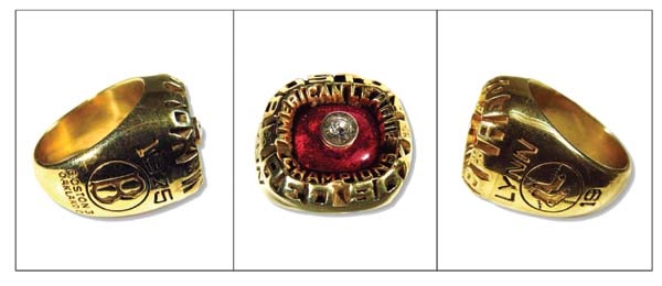 - 1975 Boston Red Sox Unforgettable World Series Ring