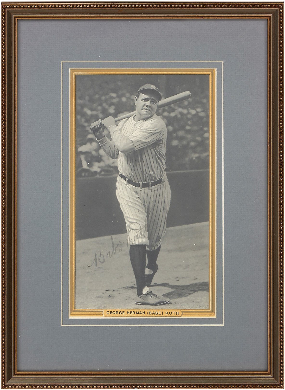 - 1934 Babe Ruth Signed R309-1 Goudey Premium (PSA)