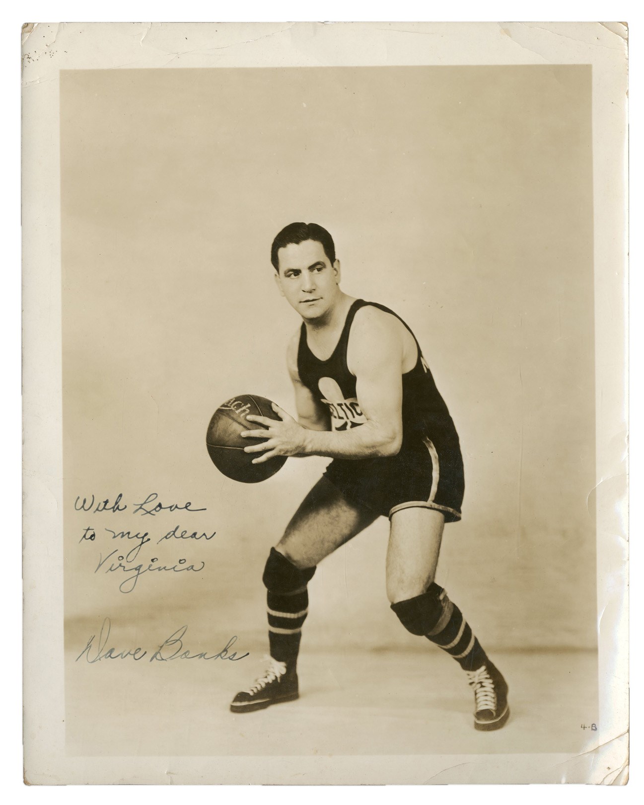 - 1920s Davey "Pretzel" Banks Signed Photograph - Original Celtics Member (JSA)