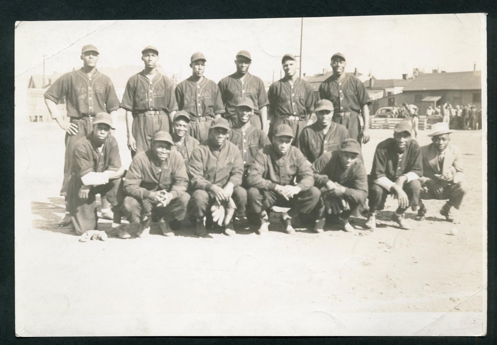- Pre-War "Indies" Negro League Baseball Photo from Player