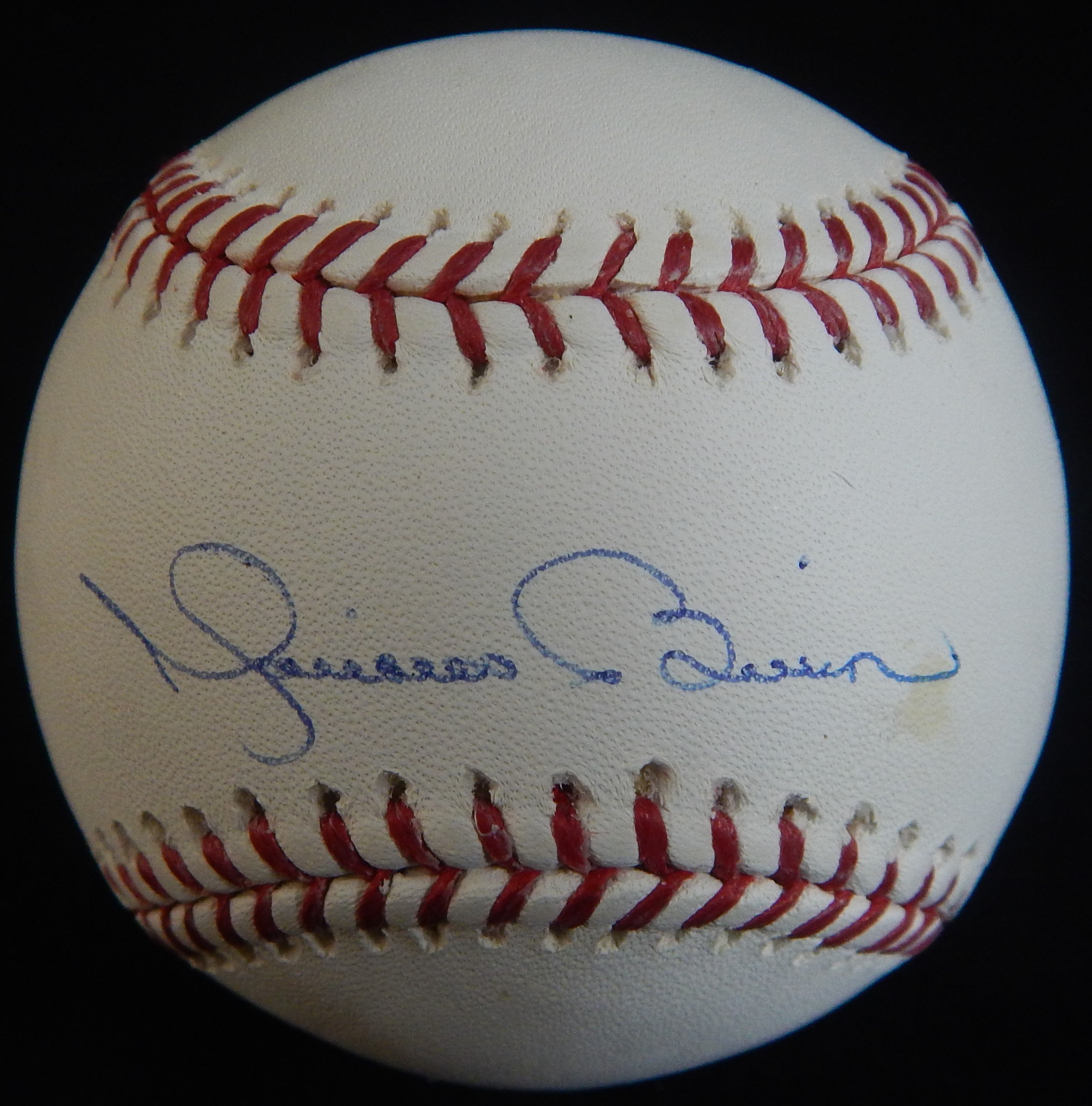 Baseball Autographs - Mariano Rivera Single Signed Baseball - STEINER