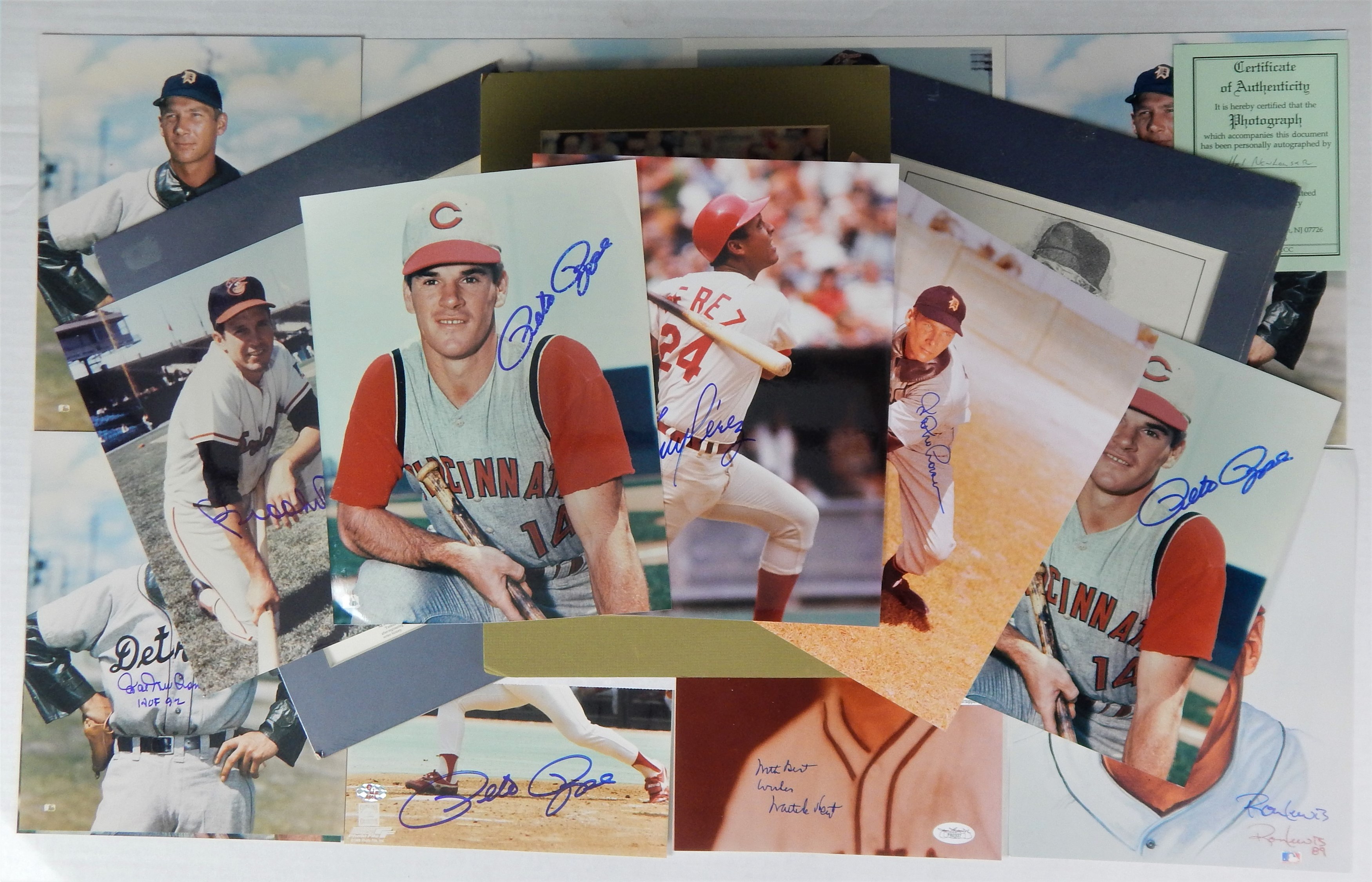 Baseball Autographs - Hall of Fame Baseball Signed Photo Lot (21)