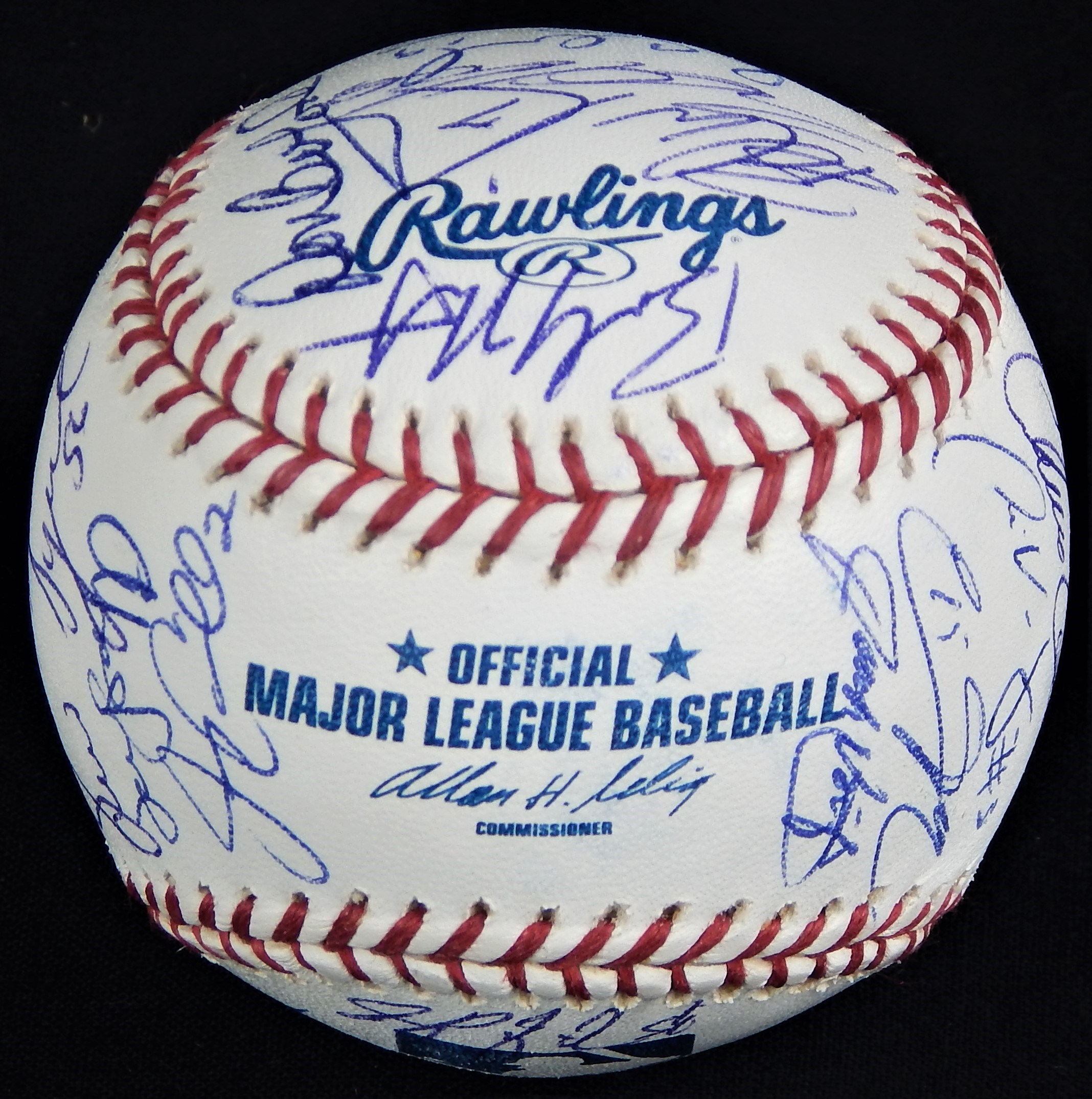 Baseball Autographs - 2005 Washington Nationals First Year Team Signed Baseball with Frank Robinson