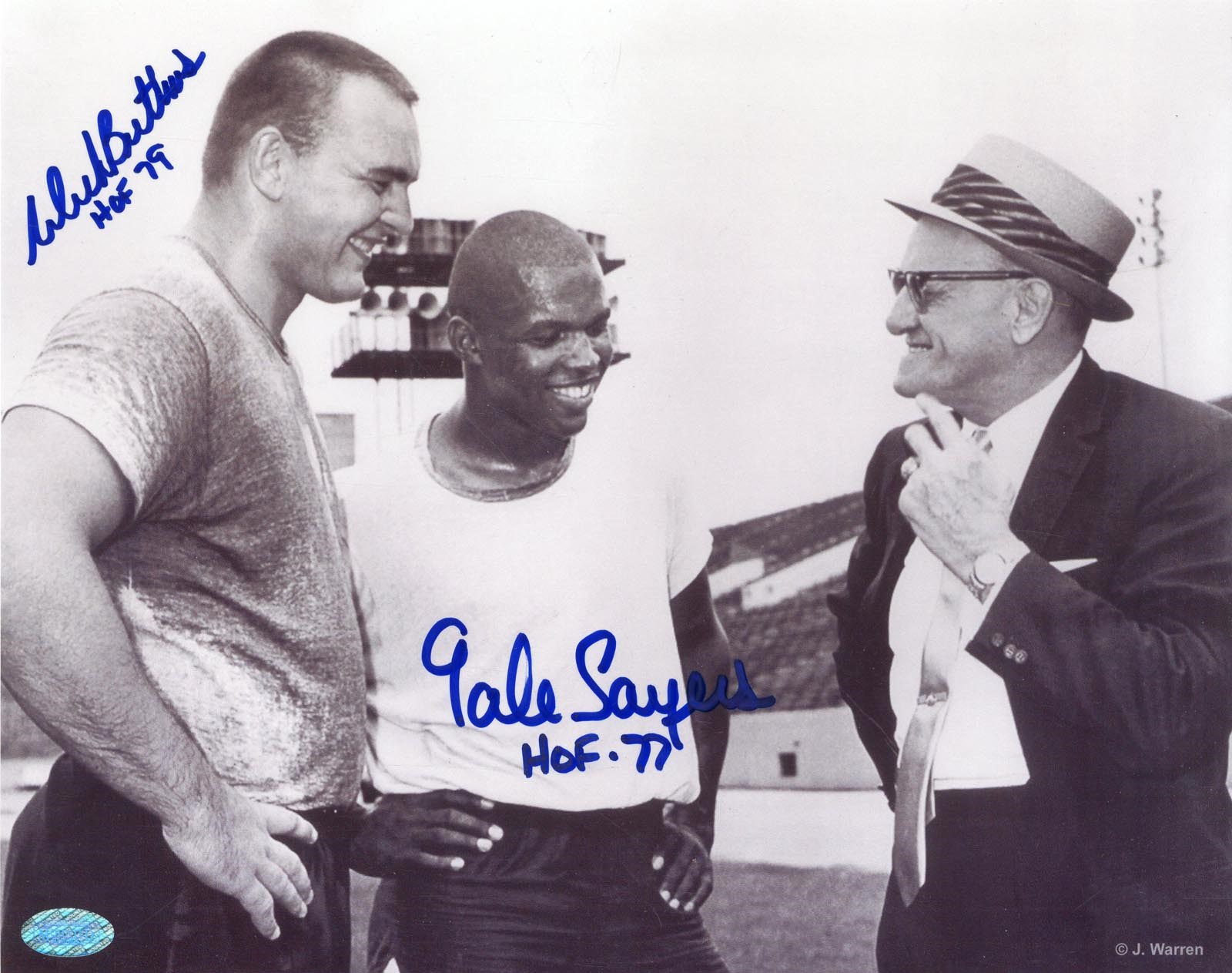 - Gale Sayers & Dick Butkus Dual-Signed Inscribed Photograph (Mounted Memories)