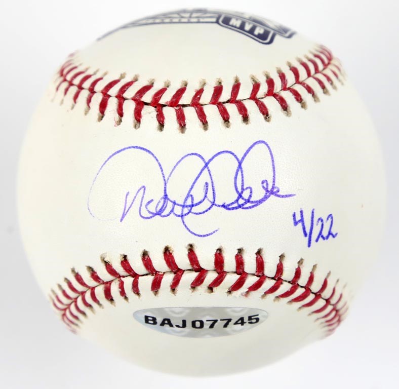 - Derek Jeter Signed WS MVP 2000 Baseball LE /22 (UDA)