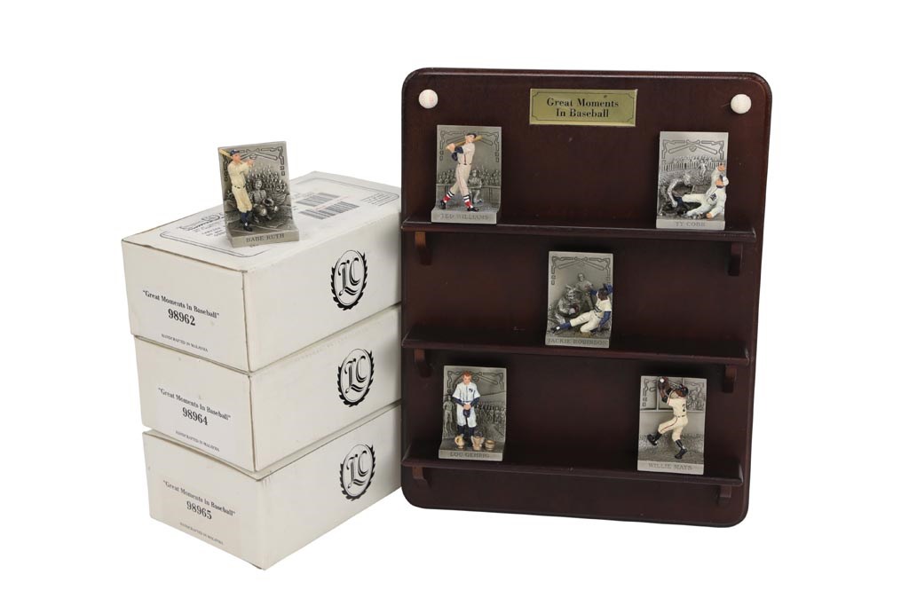 Longston Crown Cooperstown Collection "Great Moments in Baseball" Figurine Display
