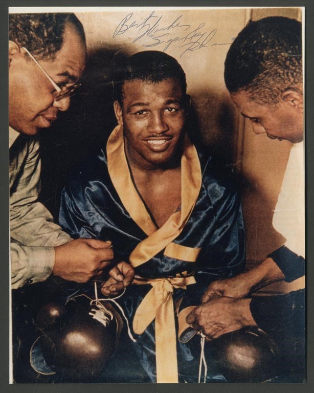 - Suger Ray Robinson Signed Photograph SGC