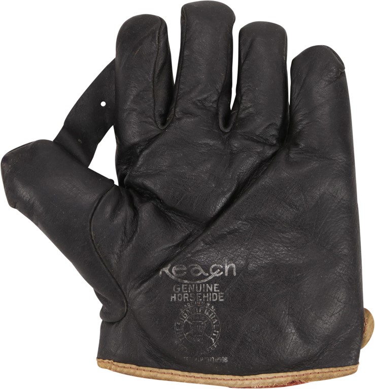 Baseball Equipment - High Grade 1920's Reach Black Leather Fielder's Glove