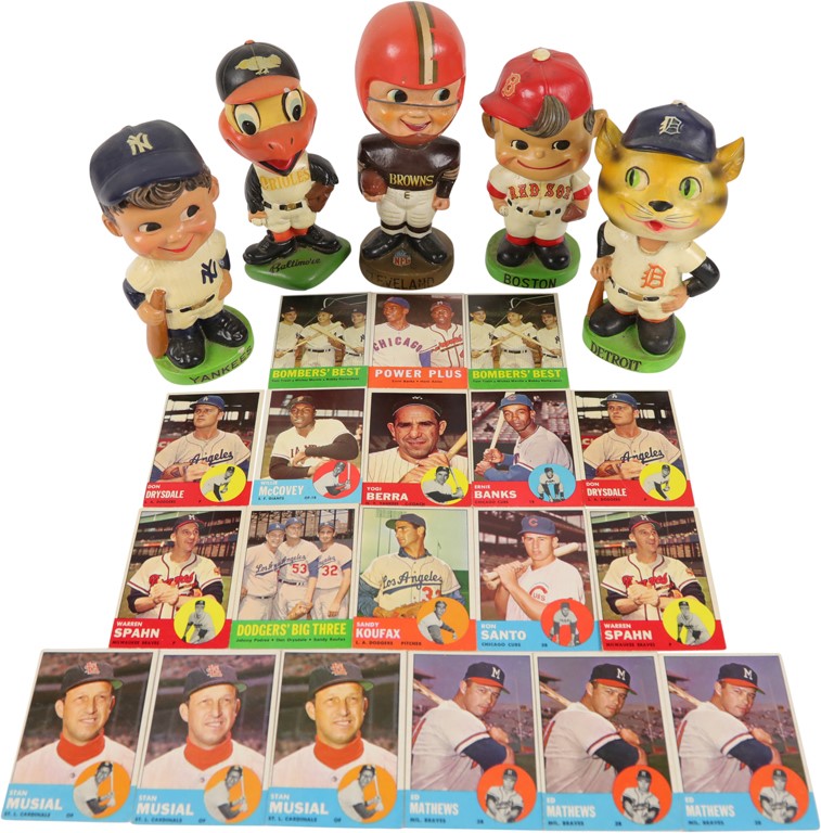 Baseball Autographs - Miscellaneous Collection with Signed Baseballs, 1963 Topps Partial Set & 1960s Nodders