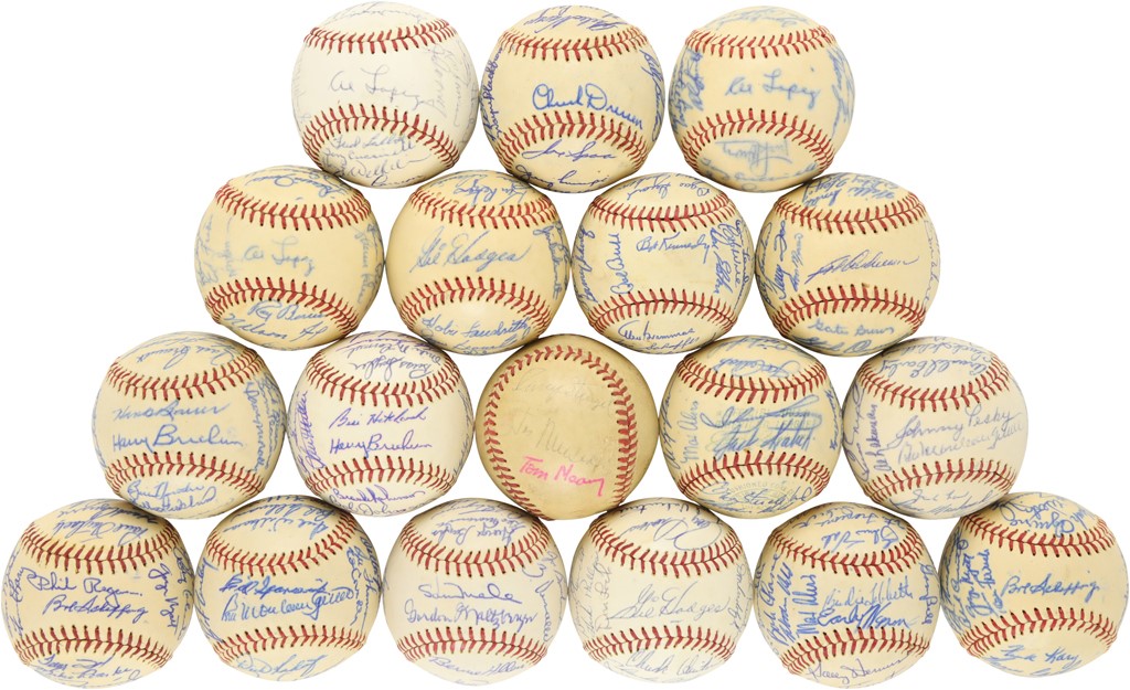 Baseball Autographs - Fantastic Collection of 1962-1964 Team-Signed Baseballs (32)