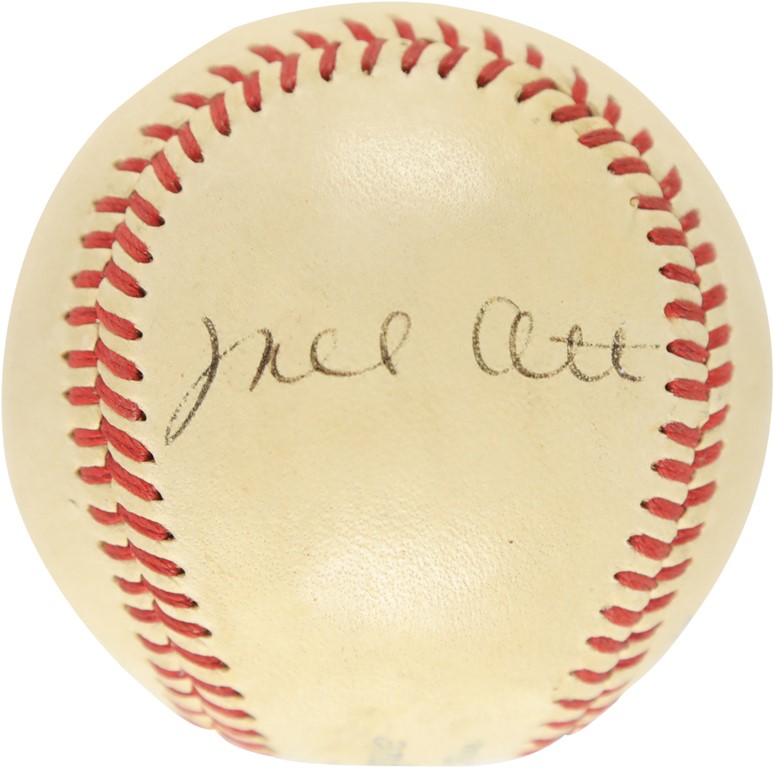 Baseball Autographs - High Grade Mel Ott Single-Signed Baseball PSA 8 Overall