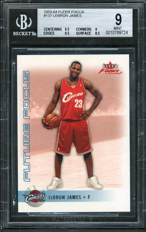 Basketball Cards - 2003-04 Fleer Focus #137 LeBron James Rookie 493/499 BGS MINT 9