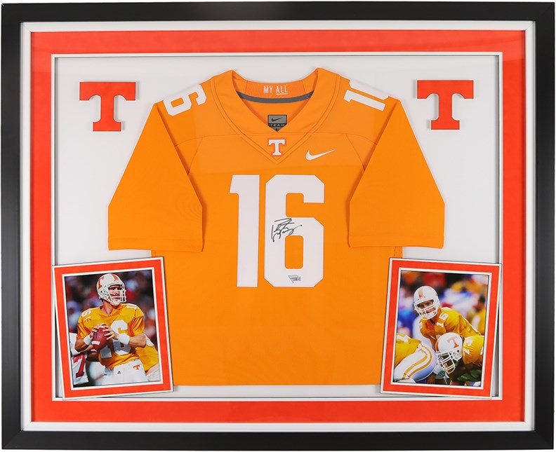 - Peyton Manning Tennessee Volunteers Signed Framed Jersey (Fanatics)