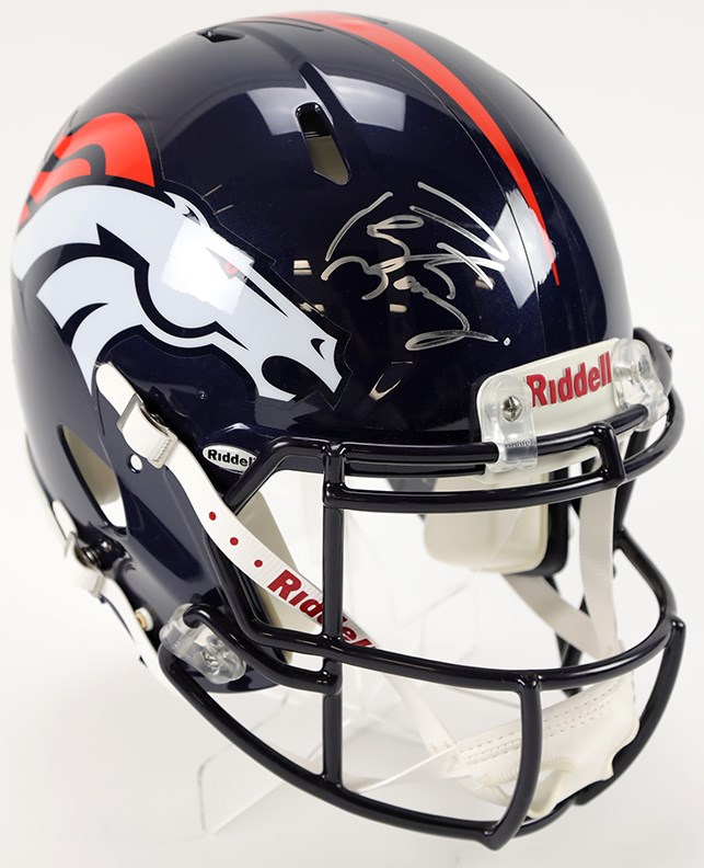Football - Peyton Manning Denver Broncos Signed Full Size Helmet (Manning Holo)