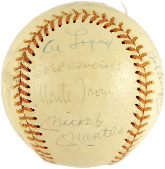 Baseball Autographs - Mid-1970s Hall of Famers Signed Baseball w/Mickey Mantle