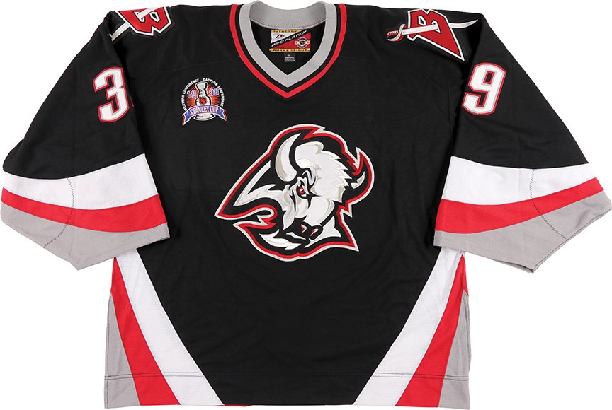 Dominik Hasek Sabres jersey