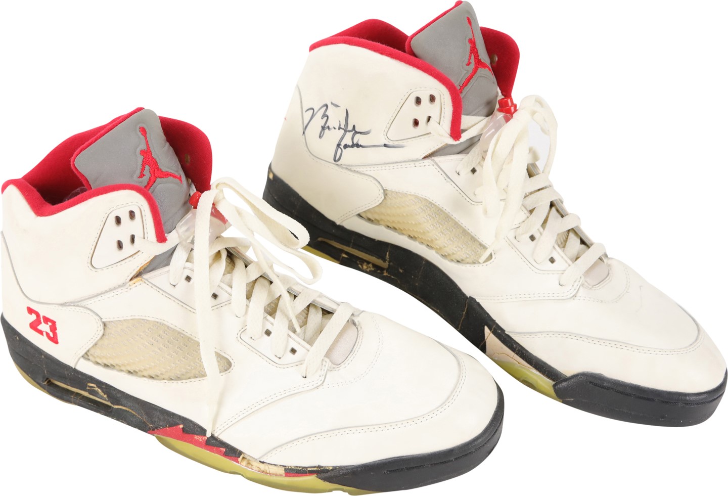 - Circa 1989 Michael Jordan Chicago Bulls Signed Game Worn Sneakers (PSA)