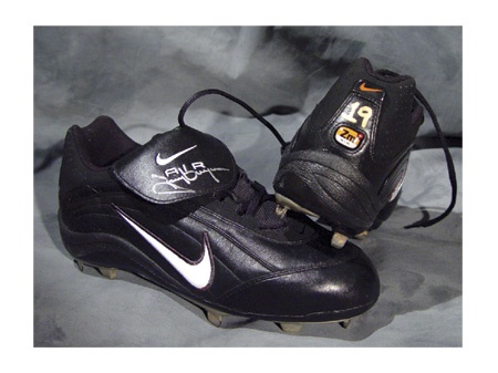 Baseball Equipment - Circa 2000 Tony Gwynn Game Used Spikes