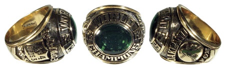 Jewelry and Pins - 1973 Oakland Athletics World Series Ring