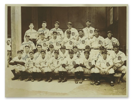 Carl Fischer - 1934 Detroit Tigers Team Signed Photograph