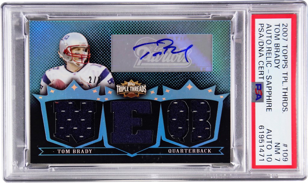 - 007 Topps Triple Threads Sapphire #109 Tom Brady Game Worn Jersey Autograph 2/3 PSA NM 7- Auto 10