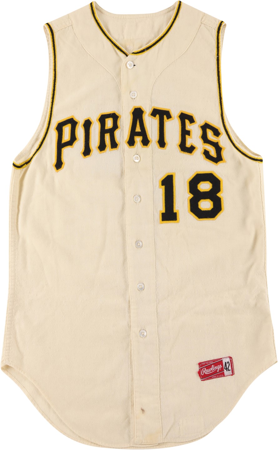 Baseball Equipment - 1965 Bill Virdon Pittsburgh Pirates Game Worn Jersey