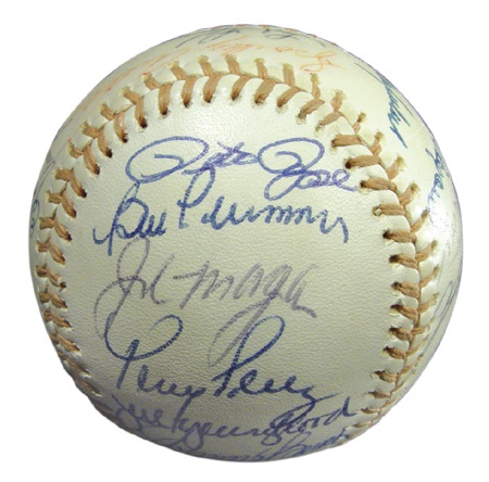 Autographed Baseballs - 1976 Cincinnati Reds Team Signed Baseball